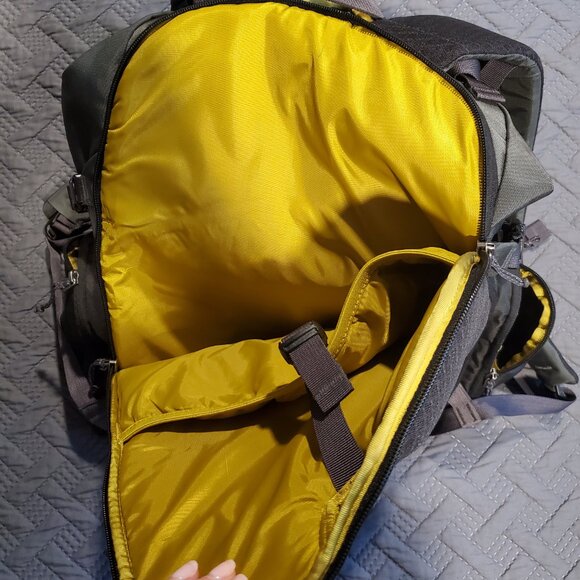 Patagonia Paxat Backpack 32L - Grey/Gold - Picture 9 of 12